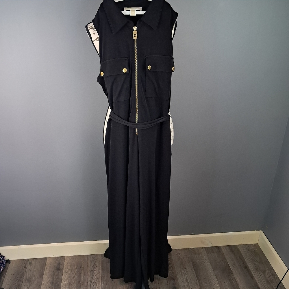 Michael Kors Sleeveless Black Romper-Jumpsuit Belted Size Medium Gold Hardware